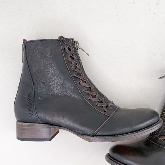 Freebird by Steven Brown Distressed Wales Zip Front Ankle Boots Booties Size 10 - Picture 8 of 12